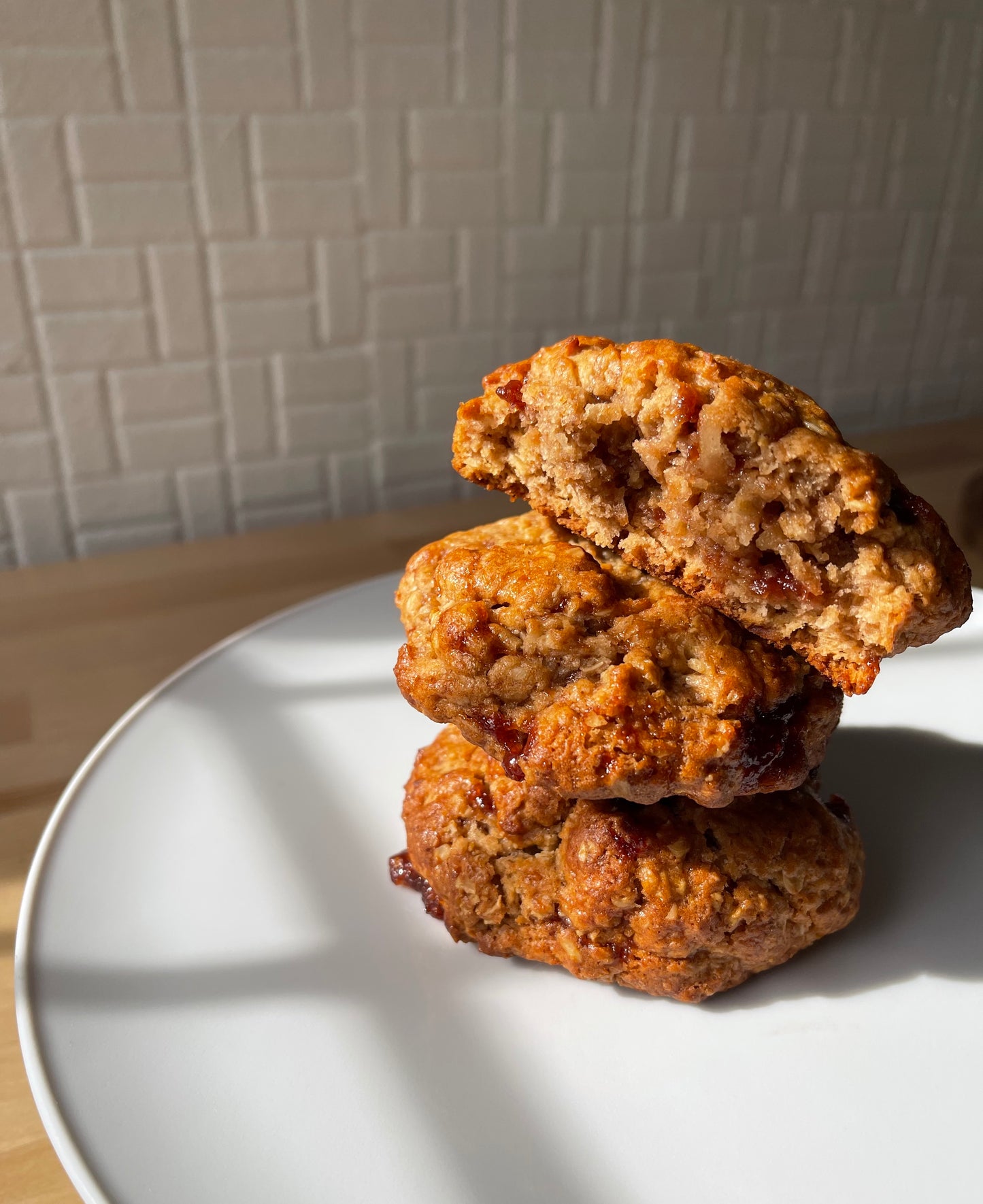 Oatmeal & Guava Cookie