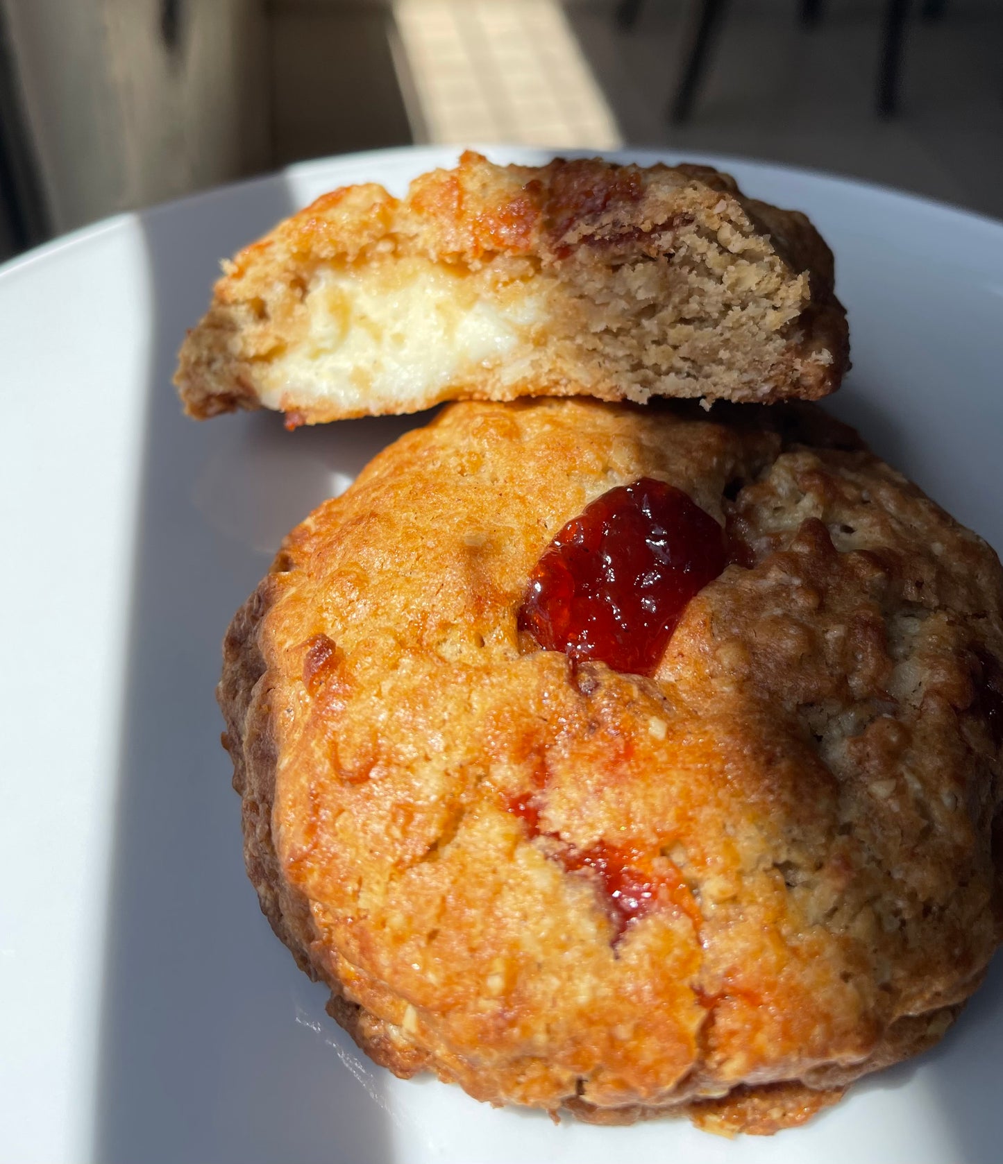 Guayaba y Queso Cookie