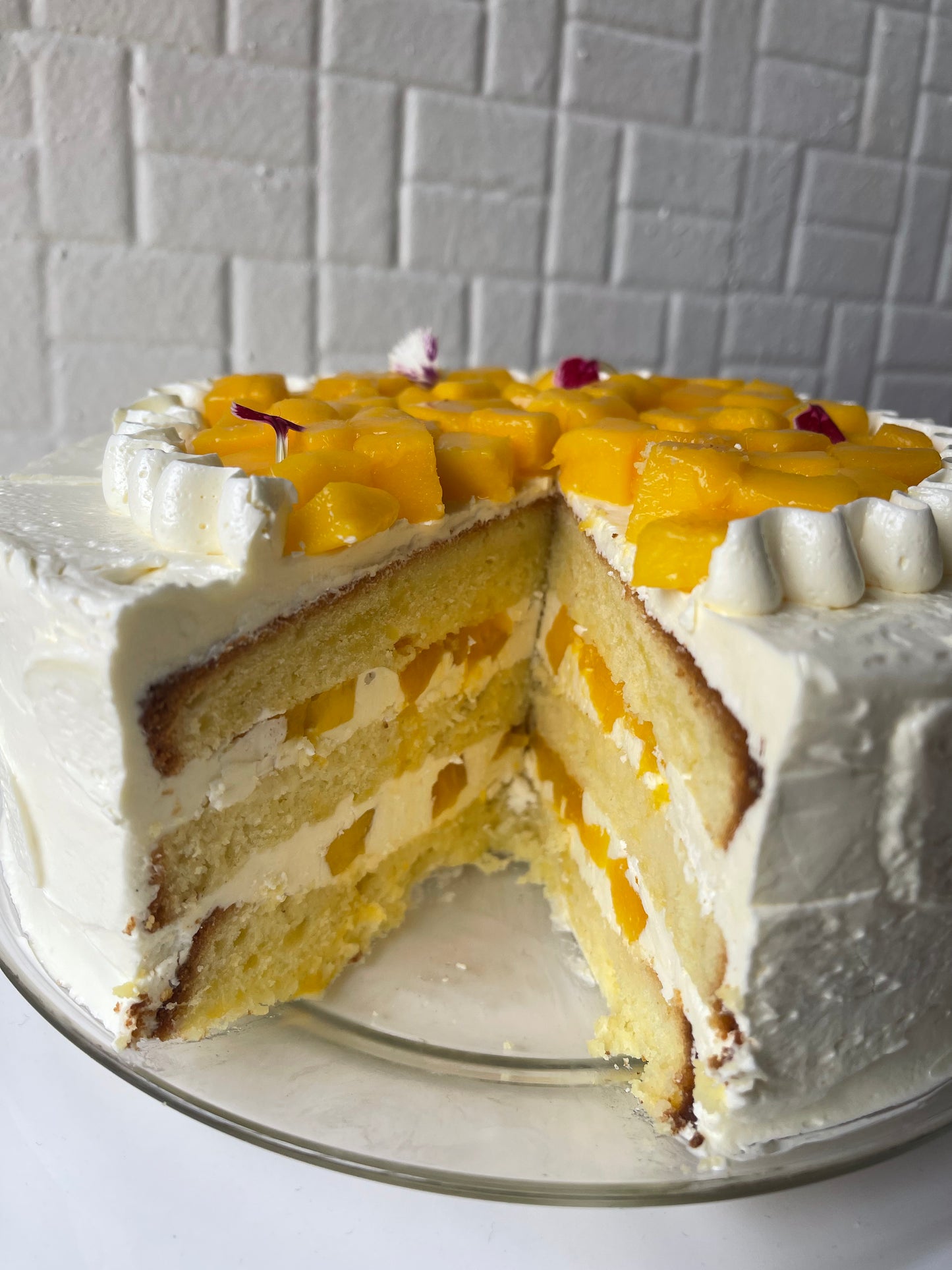 Mango Cream Cake